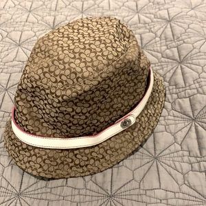 Like new Coach bucket hat